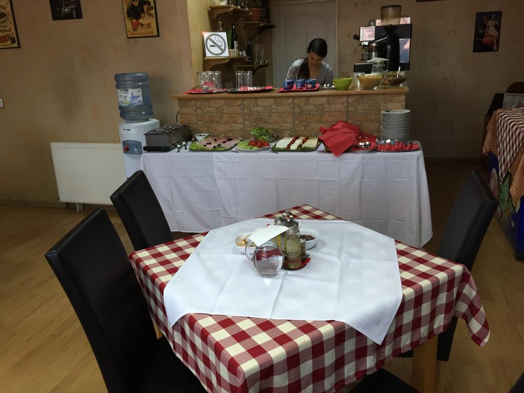 Aparthotel Segesvár Kültér fotó