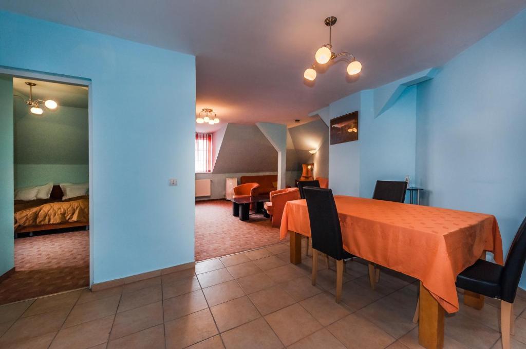 Aparthotel Segesvár Szoba fotó