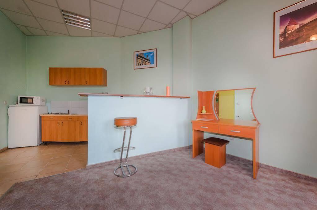 Aparthotel Segesvár Kültér fotó